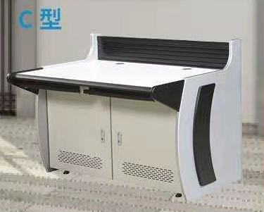 操作臺(tái)人機(jī)工程學(xué)設(shè)計(jì)理念贏得好評(píng)